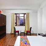 Fabhotel Snoopy