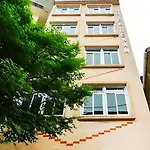 Hotel Renam