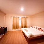 Hotel Shambhala