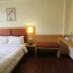 Hotel Karma
