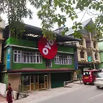 Oyo 6916 Hotel Deorali