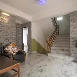Oyo 38757 Hotel Red Panda