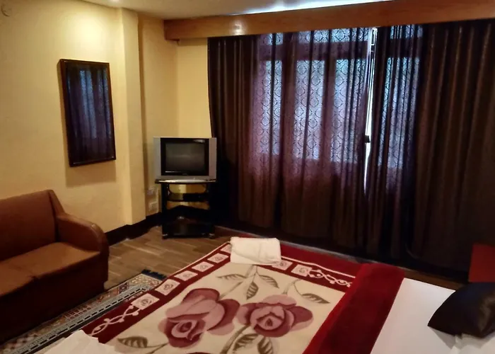 Hotel Anola