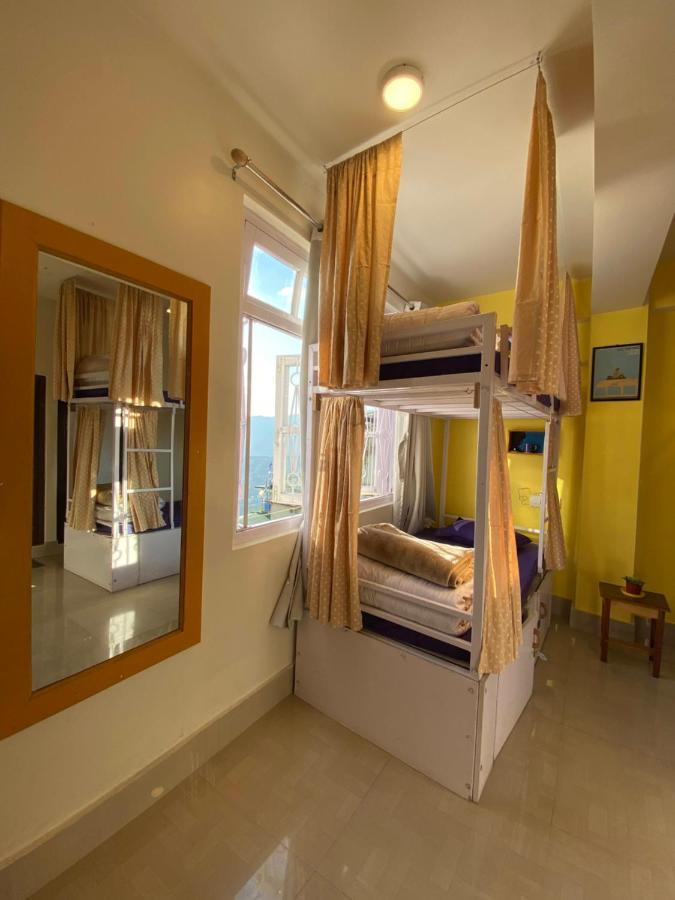 Tag Along Backpackers Hostel *