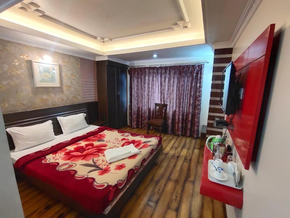 Berries Hotel