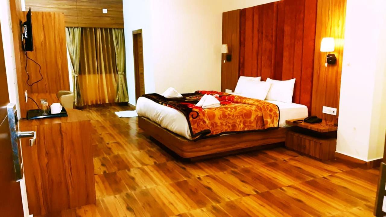 Golden Imperial & Gangtok
