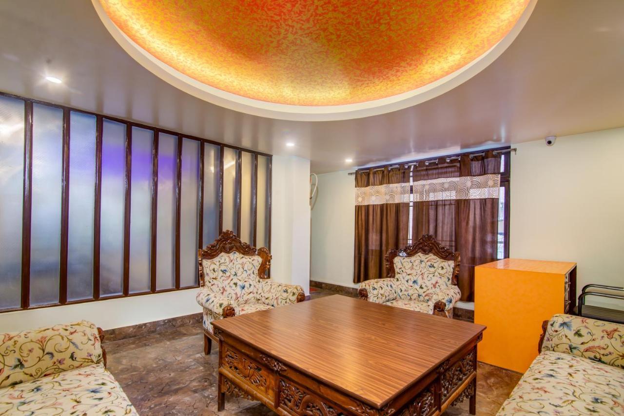 Hotel Muscatel Grand Silkroute - 300 Mts From Mg Marg 4*