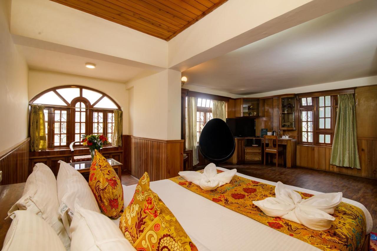 Hotel Muscatel Yavachi - 400 Mts From Mg Marg