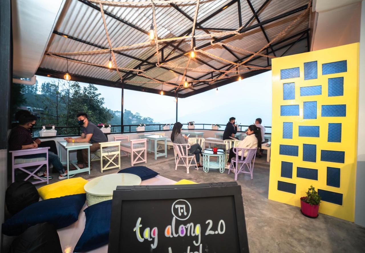 Hostel Tag Along 2 0