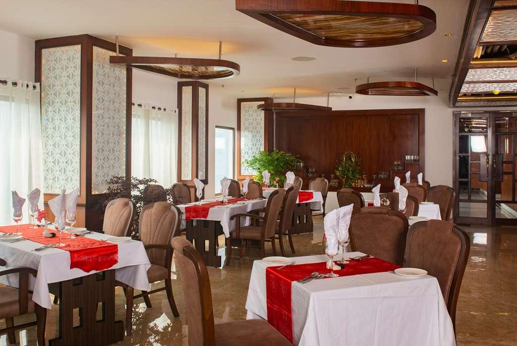 Ramada By Wyndham & Casino Golden 4*