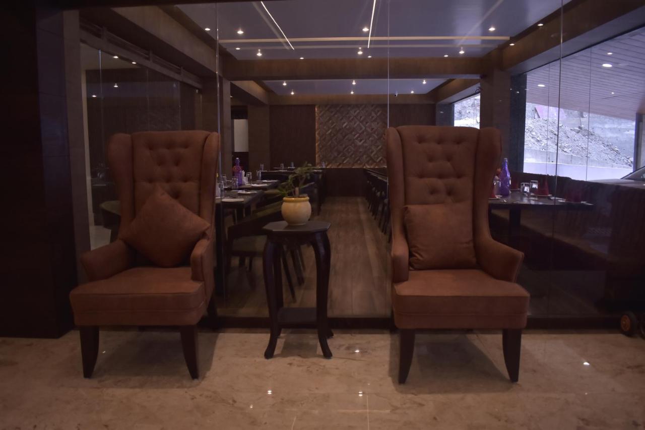 The Crown Inn Hotel 3*