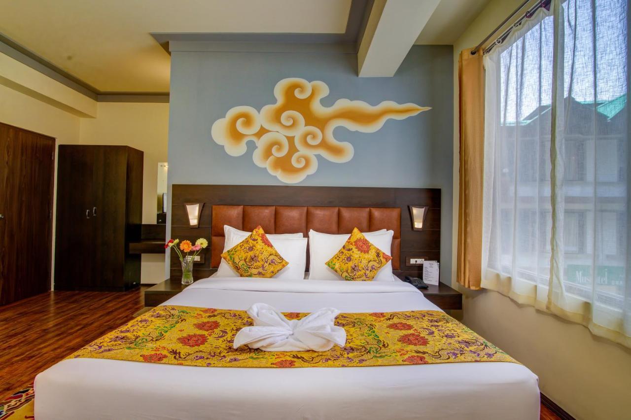 Muscatel Grand Silkroute - 300 Mts From Mg Marg 4*
