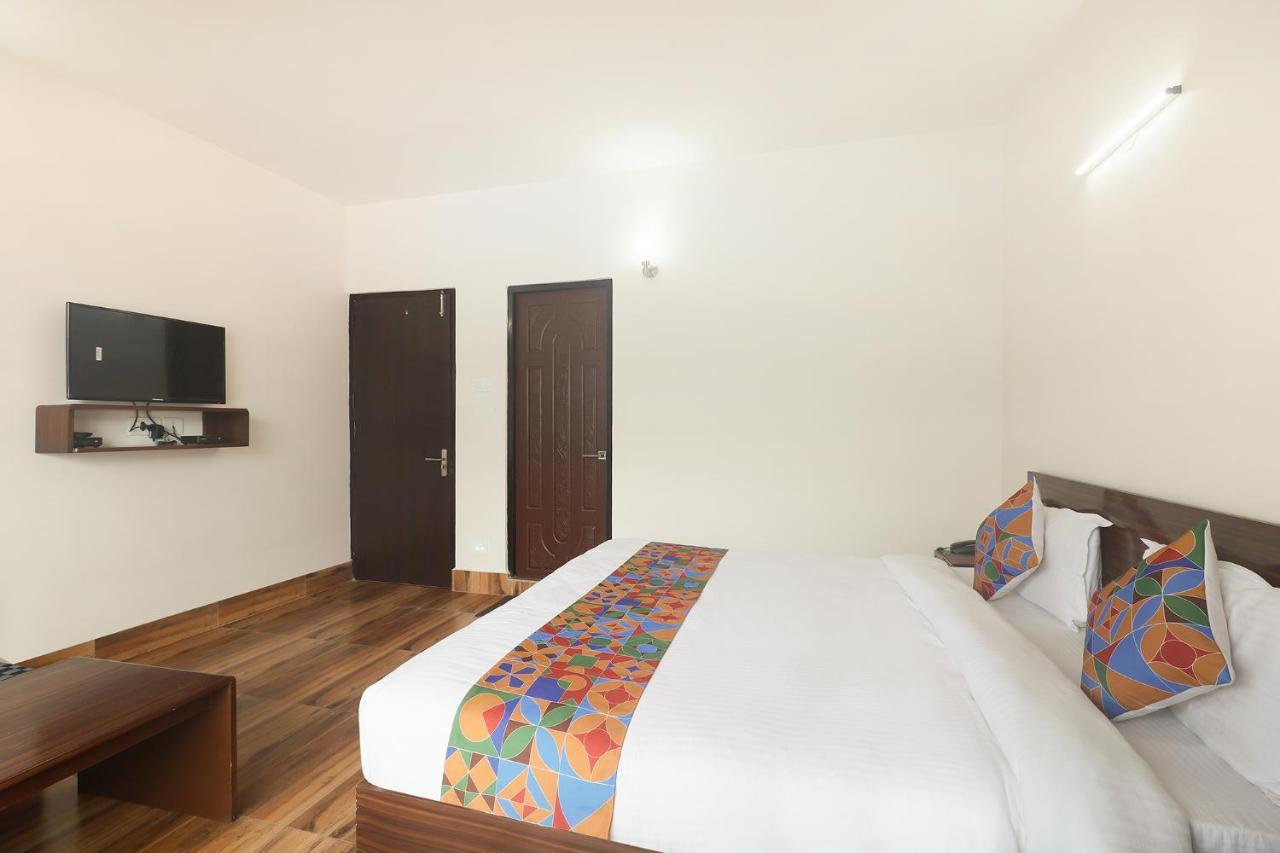 Hotel Fabhotel Kutighar Regency 3*