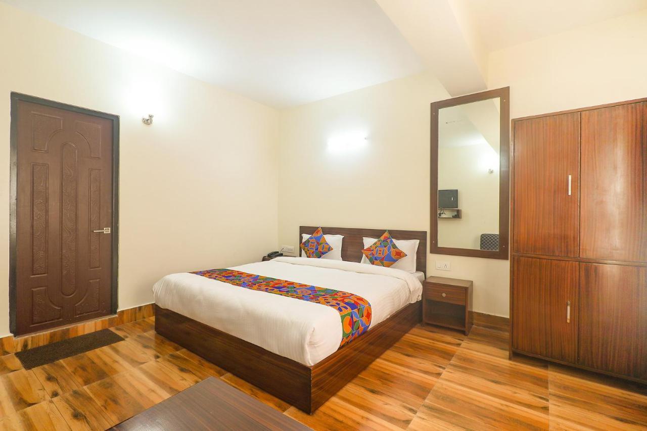 Hotel Fabhotel Kutighar Regency 3*