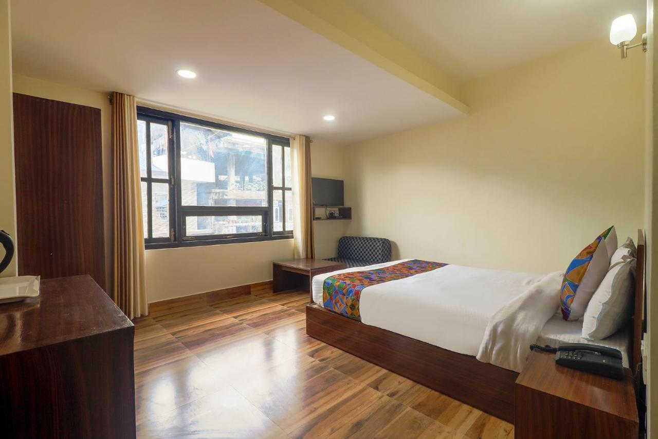 Fabhotel Kutighar Regency 3*