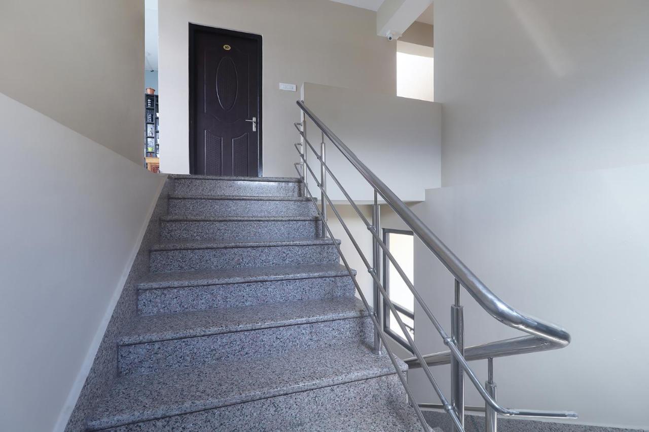 Fabhotel Kutighar Regency 3*