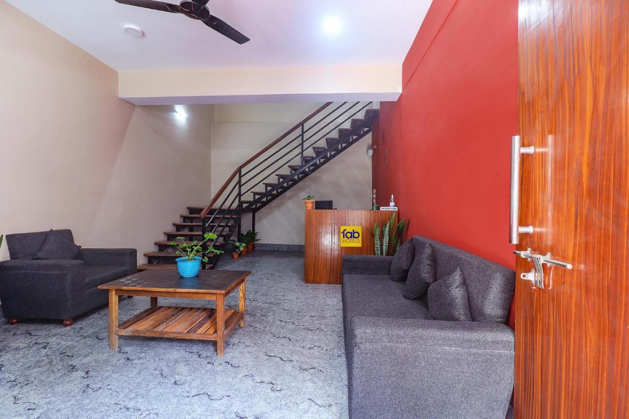 Hotel Fabhotel Kutighar Regency