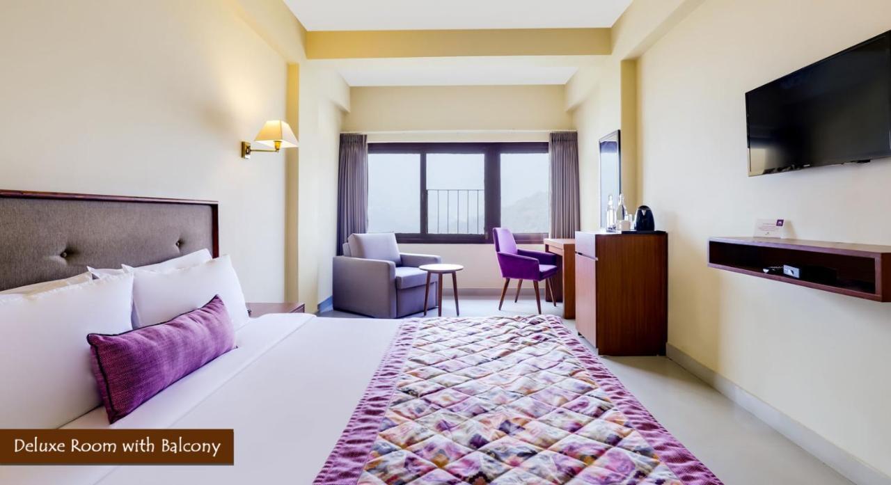 Mount Himalayan 3*