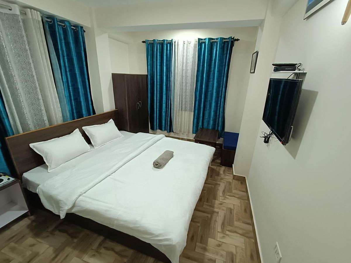 Snow Drop Hotel Gangtok