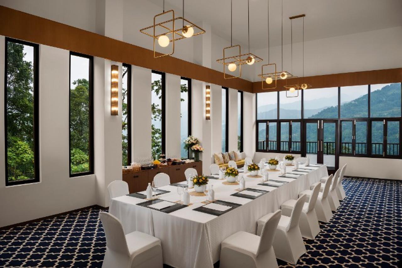 Vivanta Sikkim Pakyong Hotel