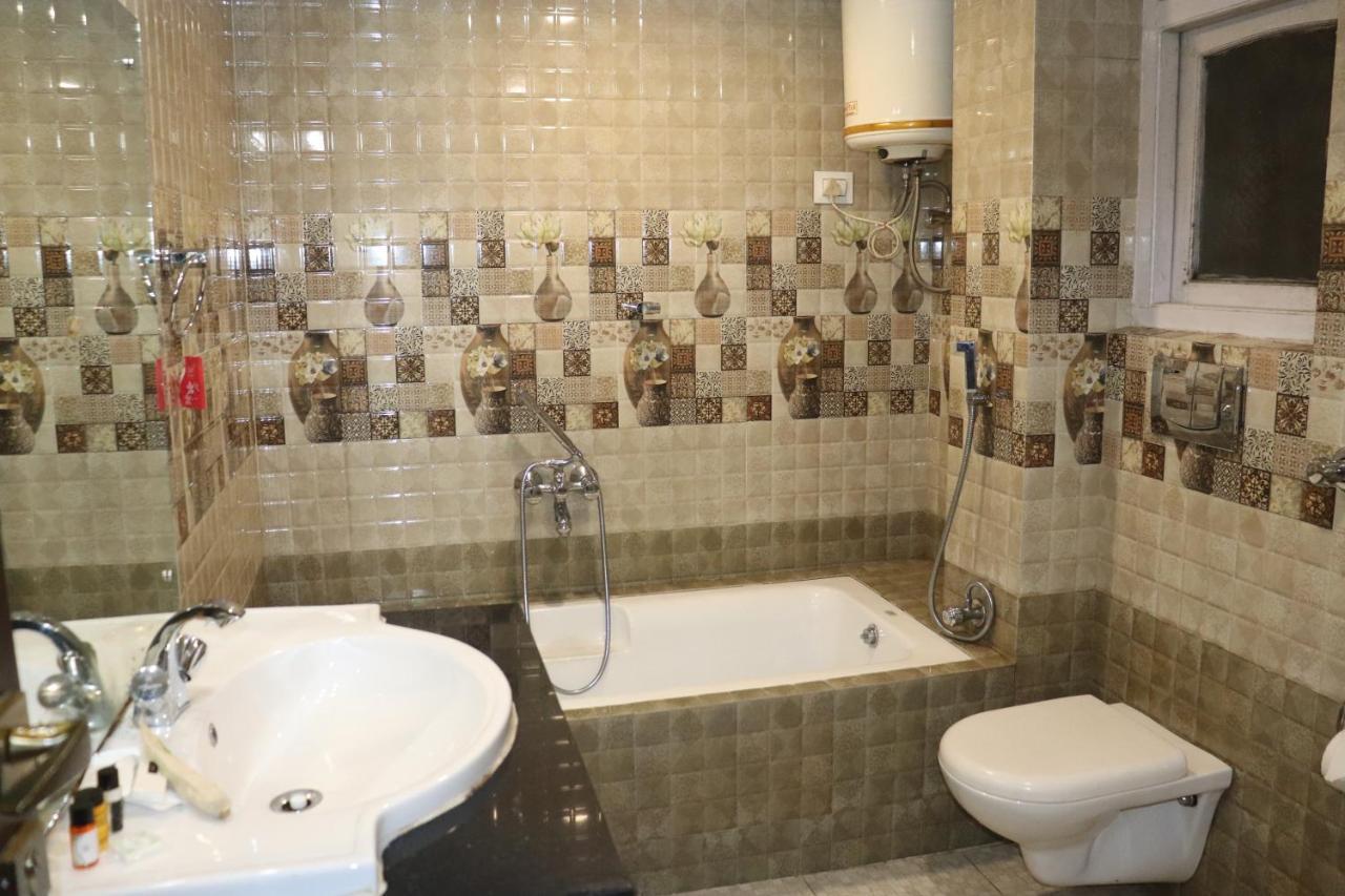 Hotel The Imperial & 3*