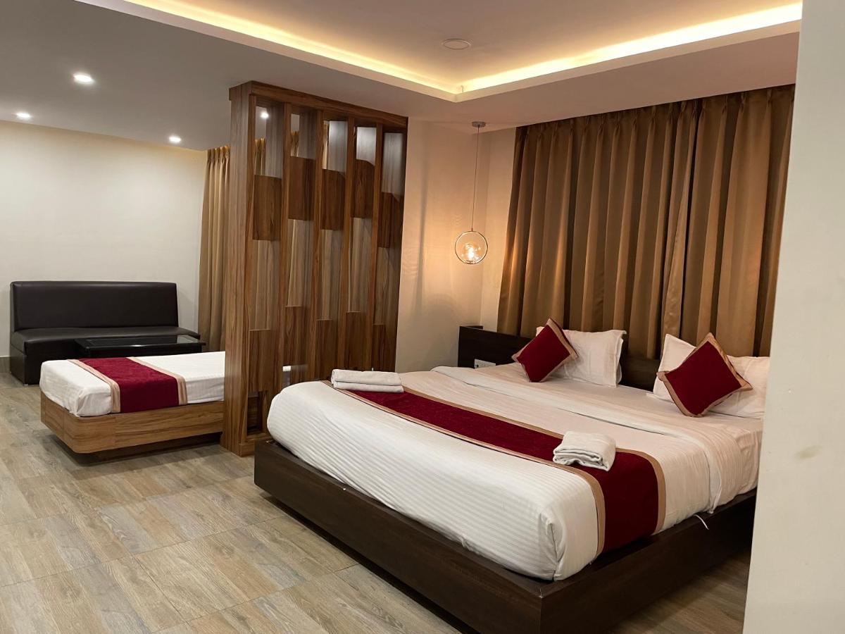 Hotel The Imperial & 3*