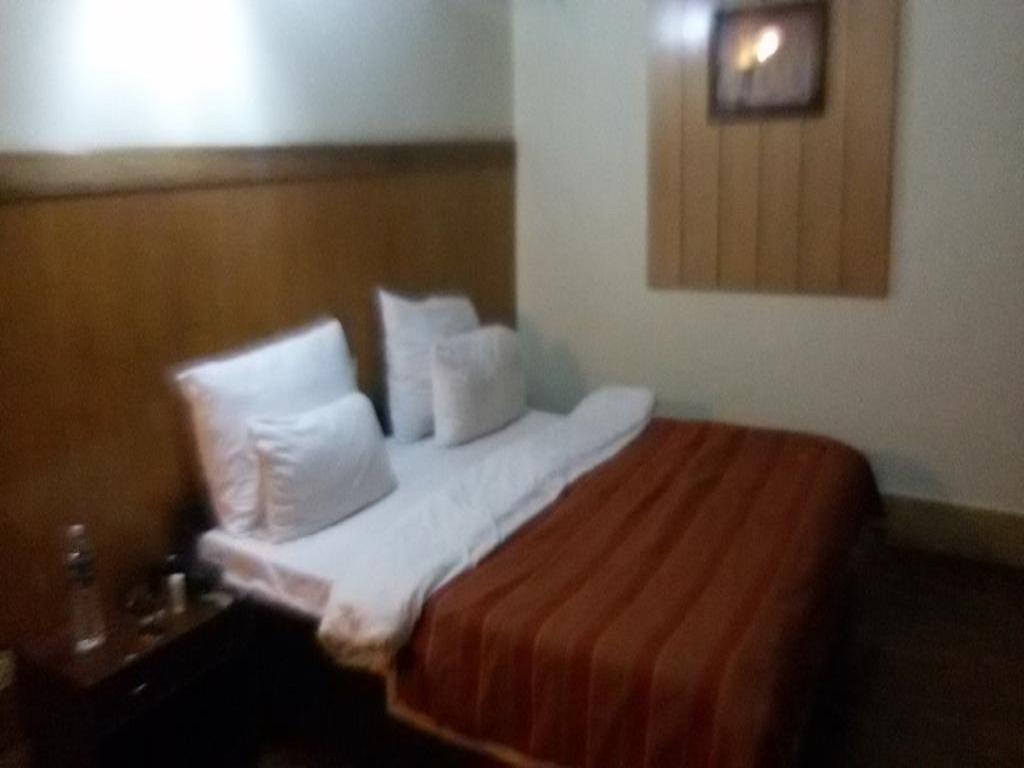 Hotel Delamere 2*