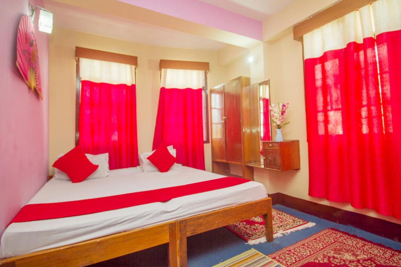 Hotel Goroomgo Siljong 3*