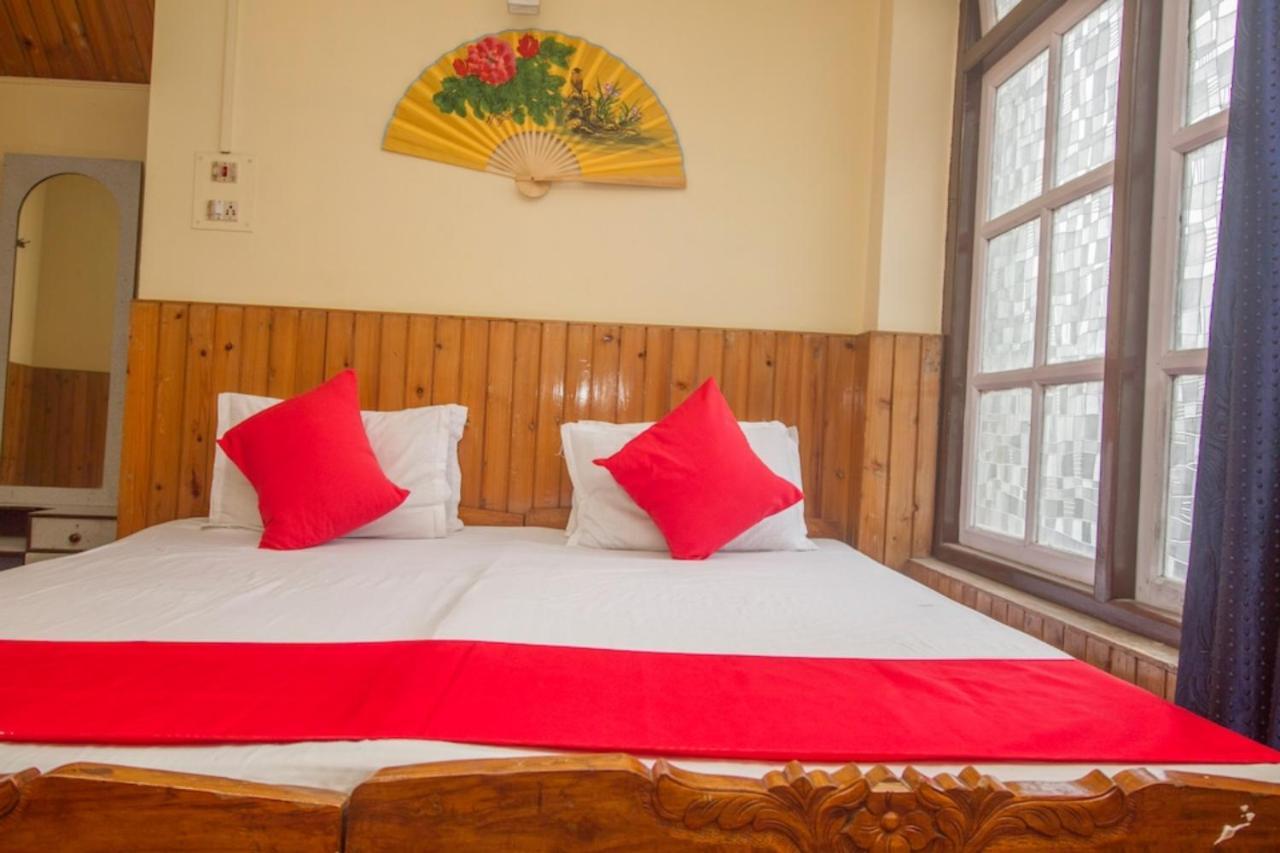 Goroomgo Siljong Hotel