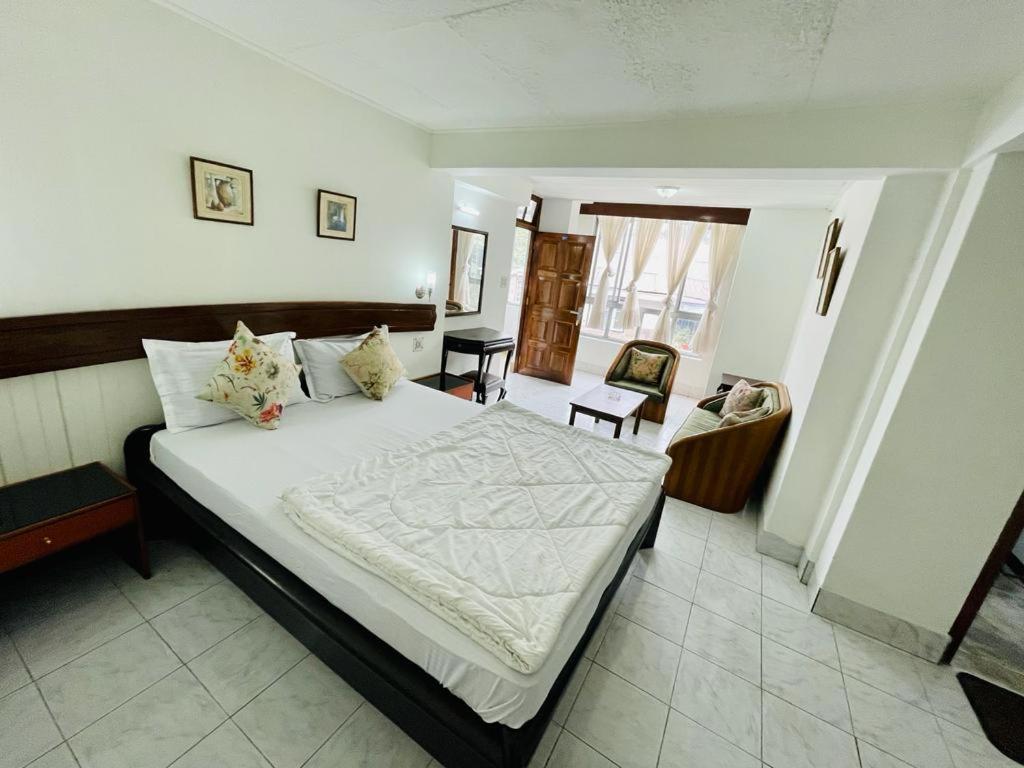 Cherry Hotel 3*