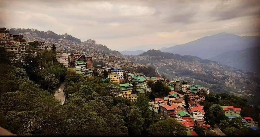 Regal Residency A Boutique & Bar Rasturant Hotel Gangtok