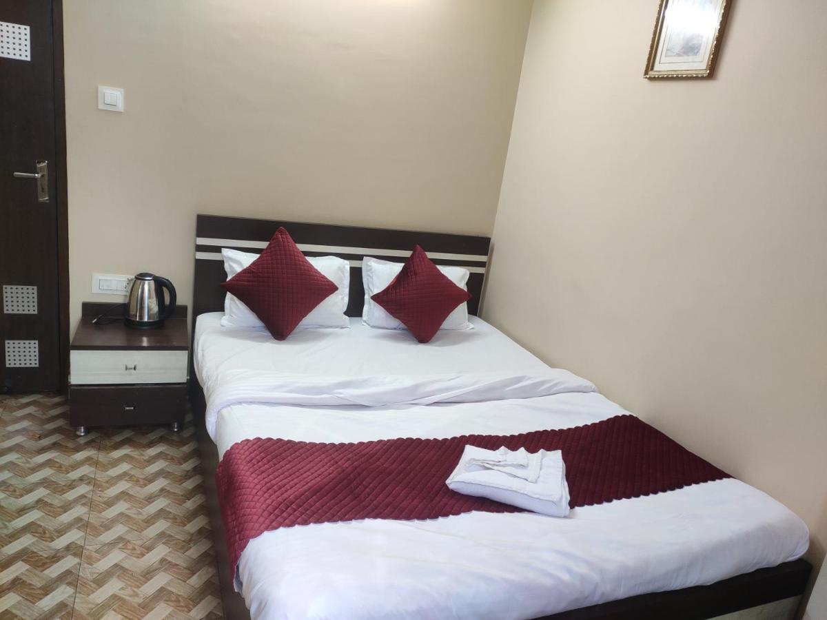 Shree Ganpati Hotel 3*
