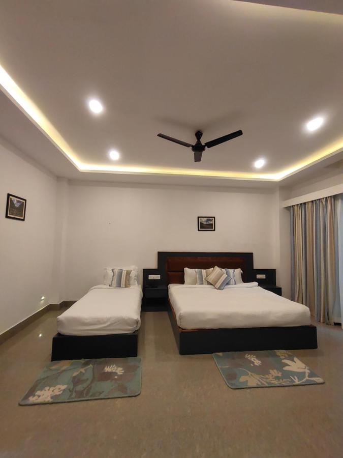 The Garuda And Hotel