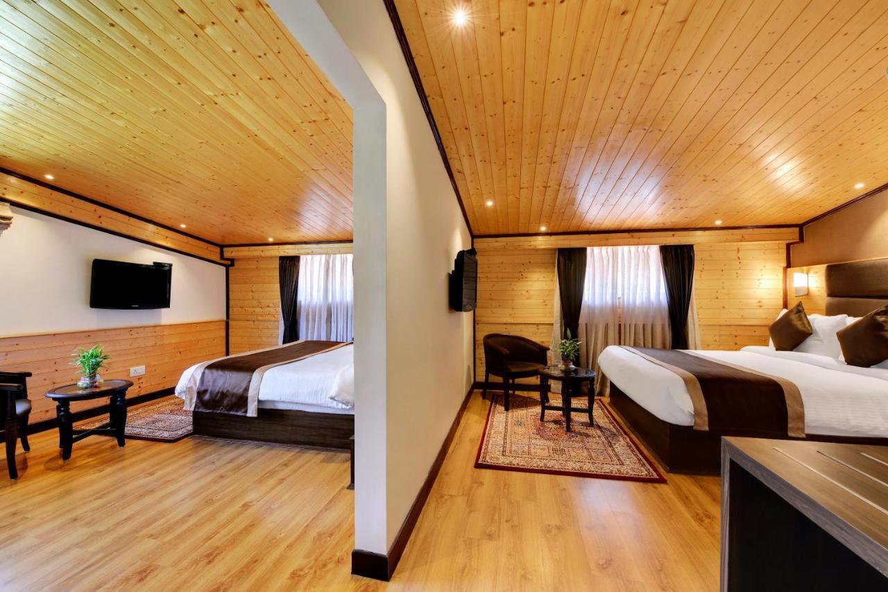 Shangri La 3*