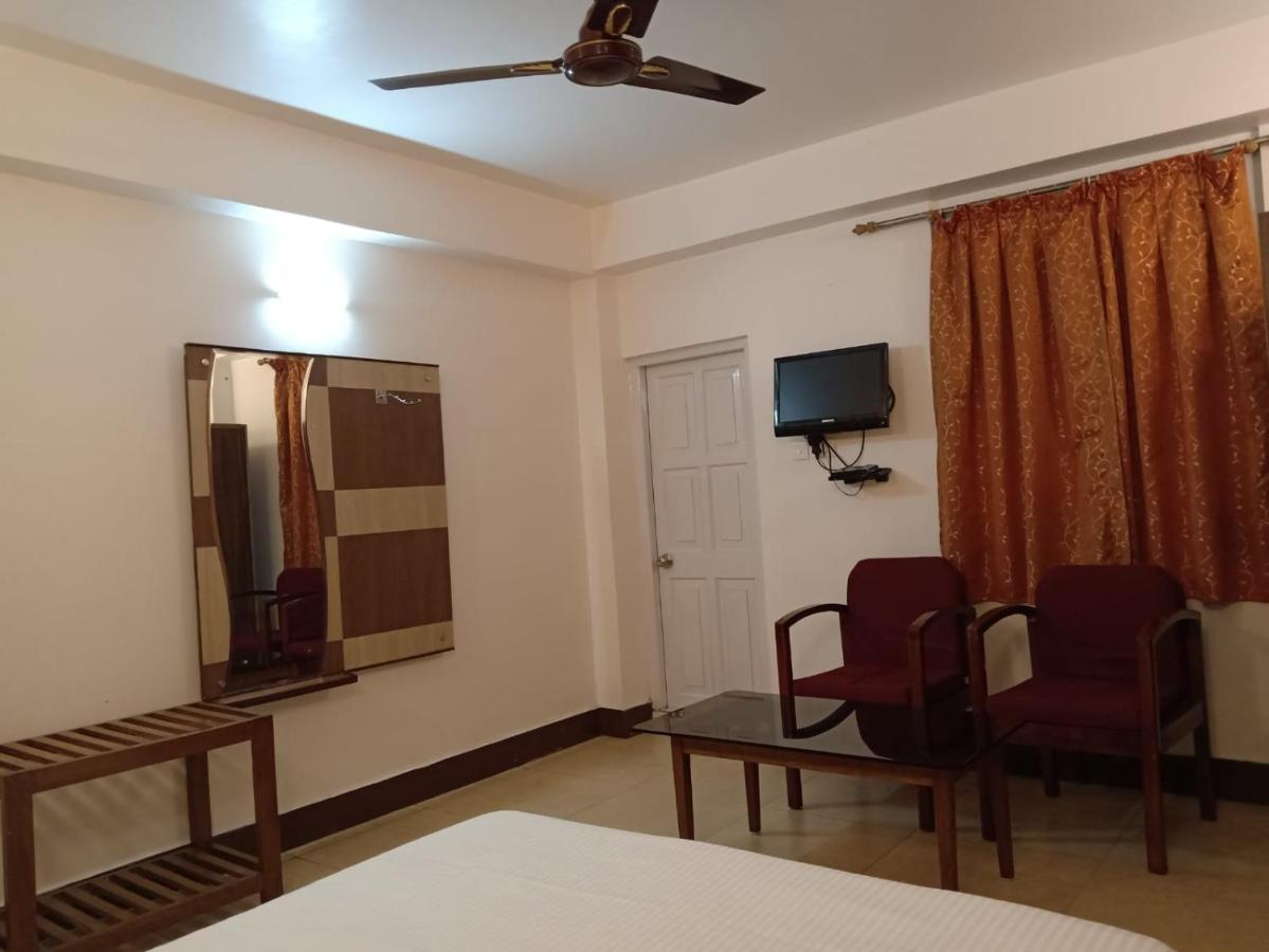 Aster Hotel 3*