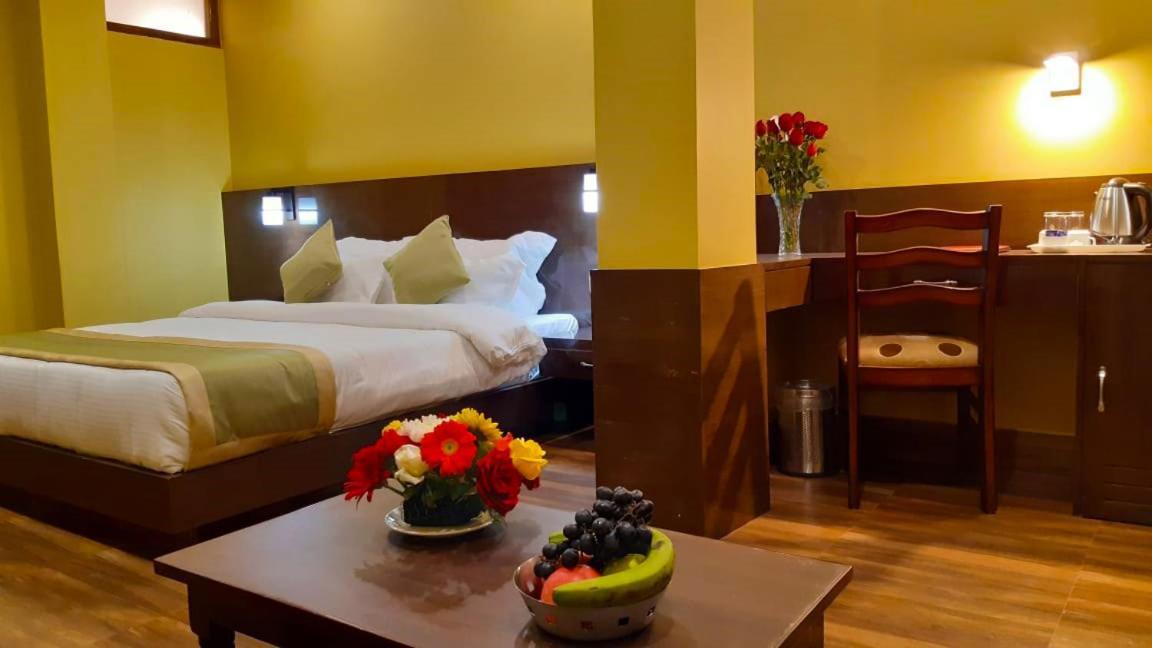 Hotel Yangkhyil Residency