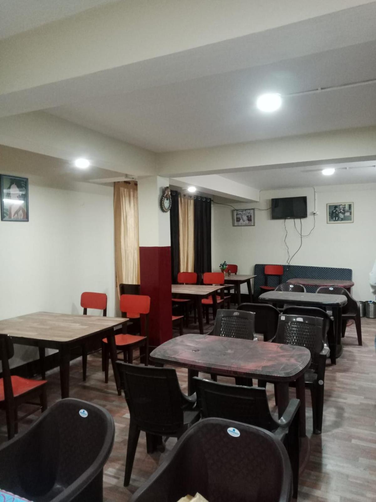 Tashi Norling Near Mall Road Hotel Gangtok