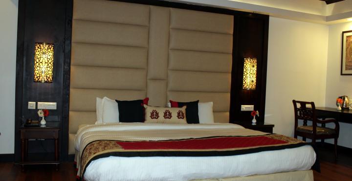 Orange Village Hotel 3*
