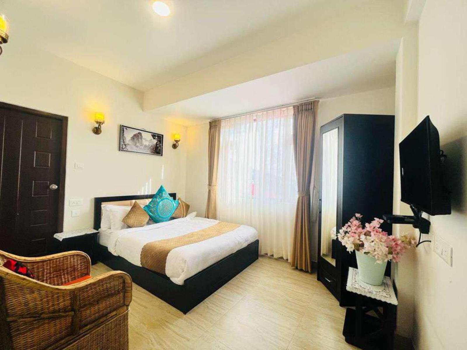 Maplewood & Resort 3*