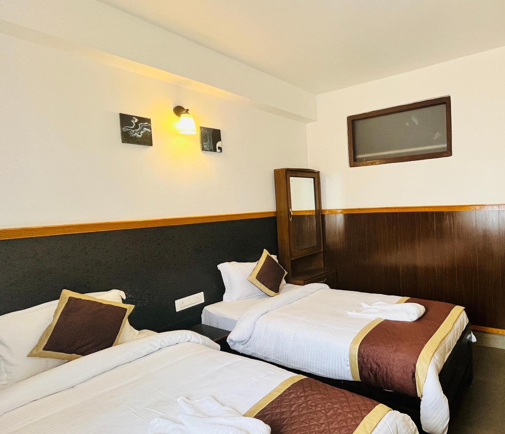 House Of Nomad Hostel