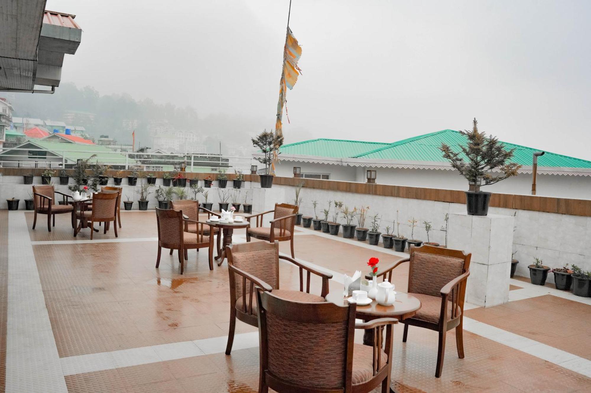 Kingston By Yagi, 600 Meters From M G Marg Gangtok
