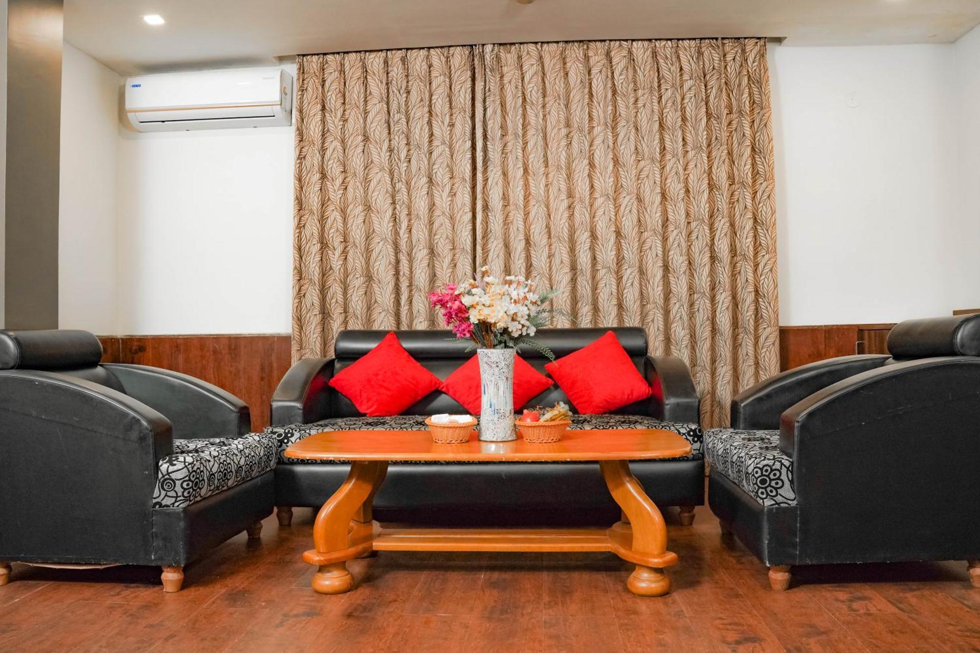 Kingston By Yagi, 600 Meters From M G Marg Gangtok