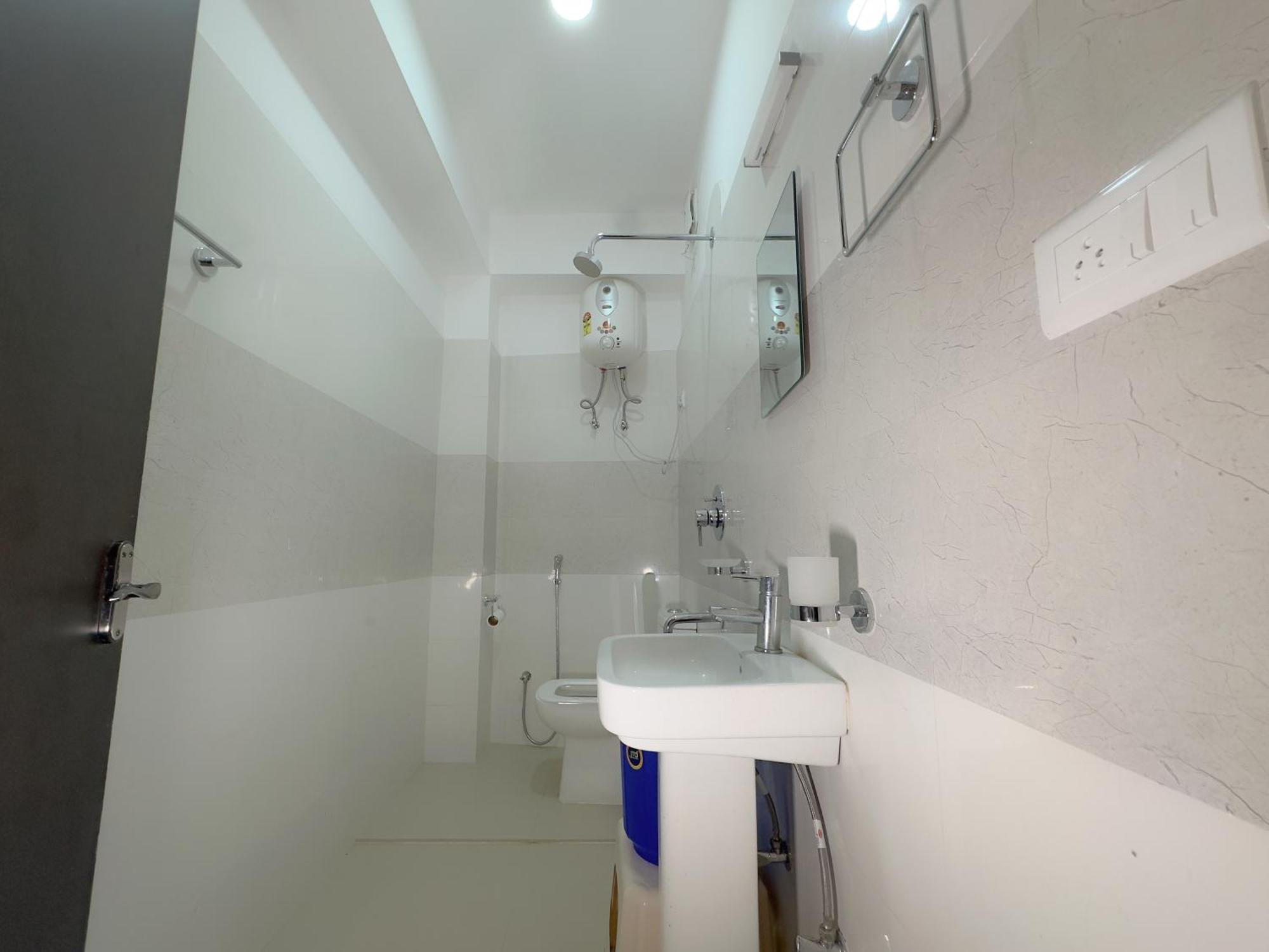 Sherabling Hotel 3*