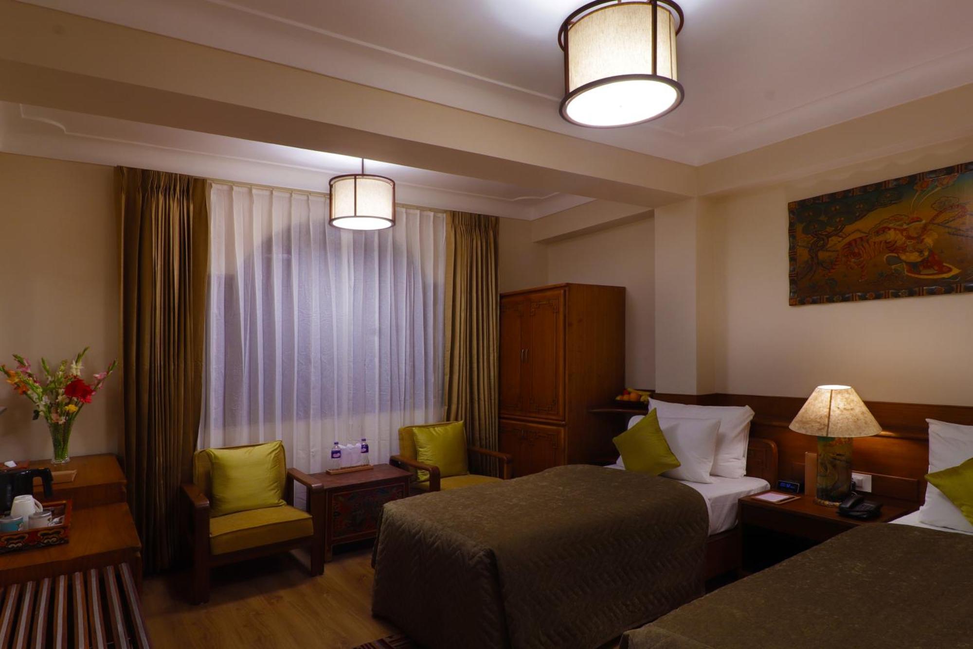 Denzong Shangrila Lords - & 3* Gangtok