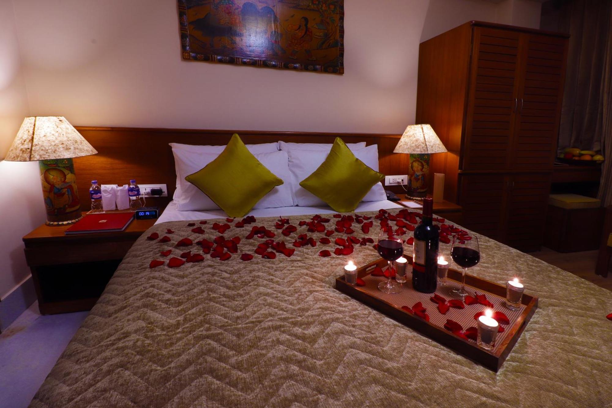 Denzong Shangrila Lords - & 3* Gangtok