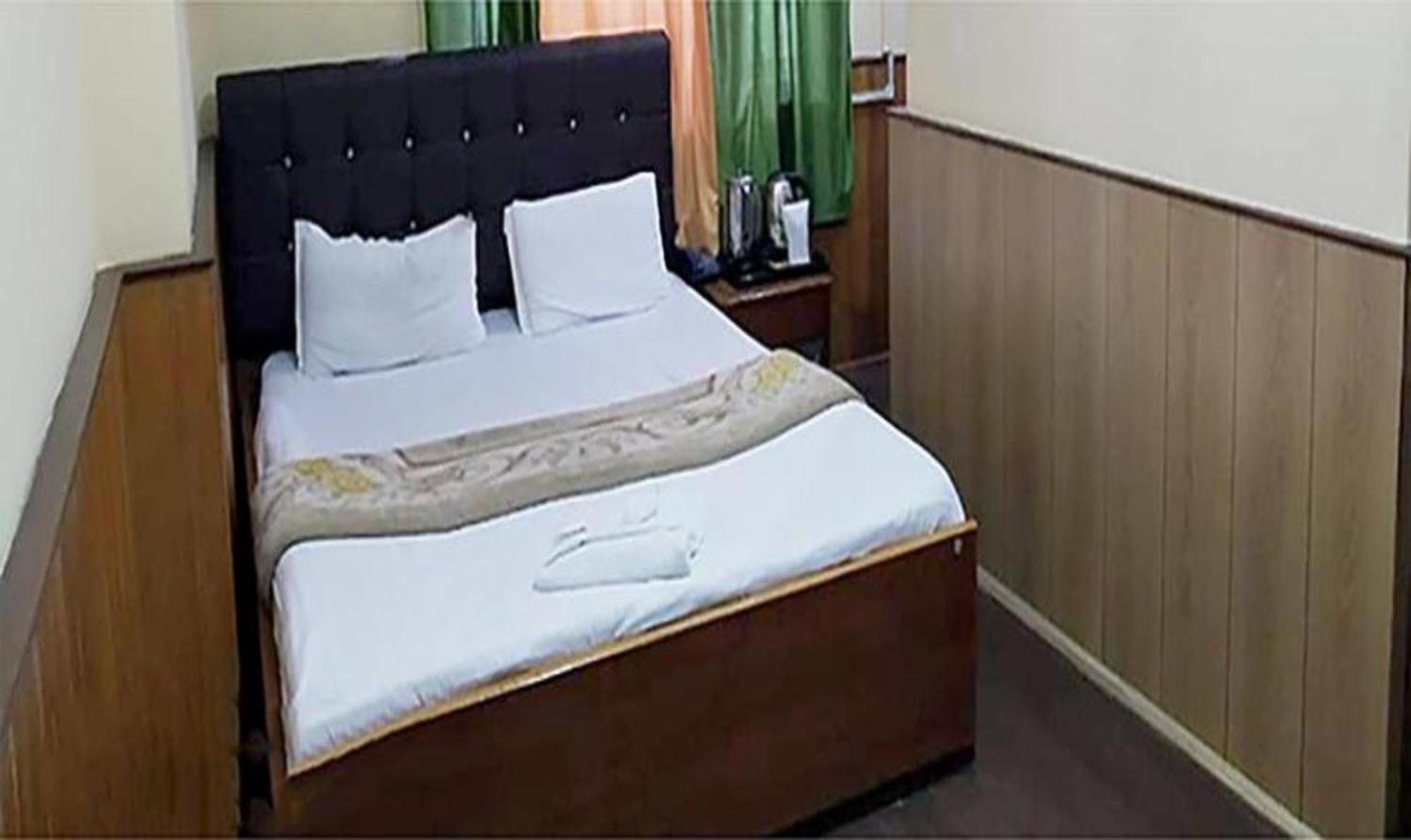 Palbhu Hotel 2*