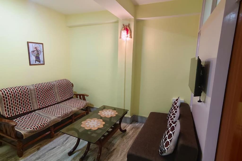 Greendot 2bhk Pure Veg Apartment *