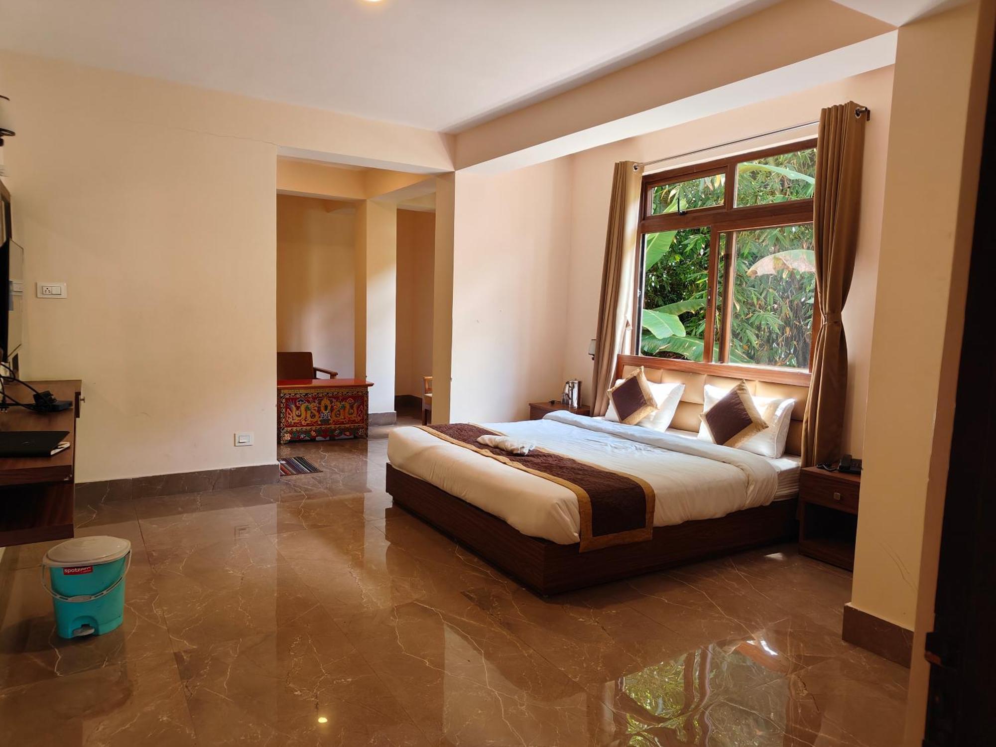 Yangkhyil Residency 3*