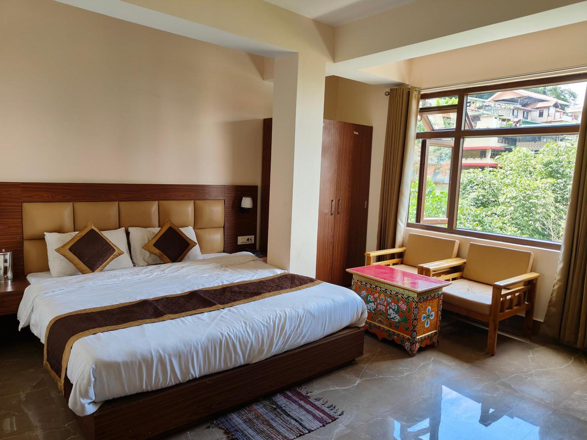 Yangkhyil Residency Hotel
