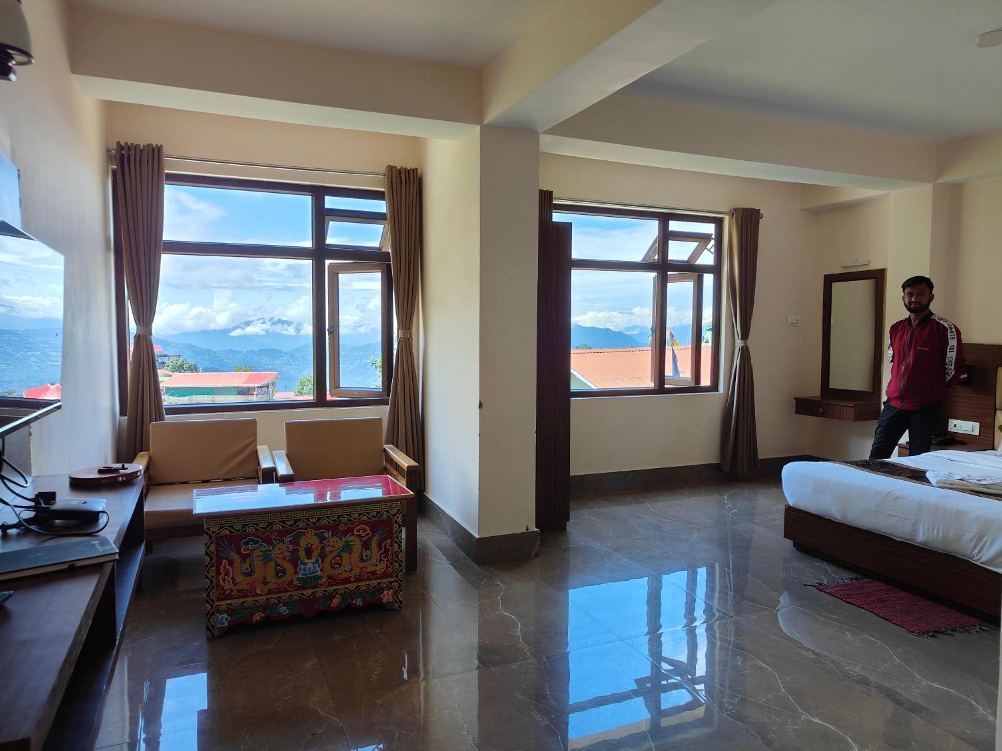 Yangkhyil Residency Hotel